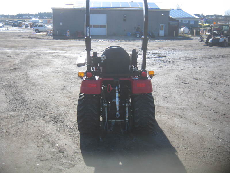 Tractors - Compact  Mahindra Emax 20S Tractor Photo